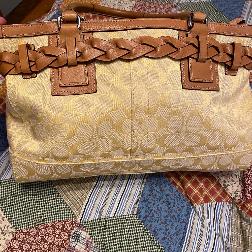 Coach Signature Hampton Set - Picture 8 of 8